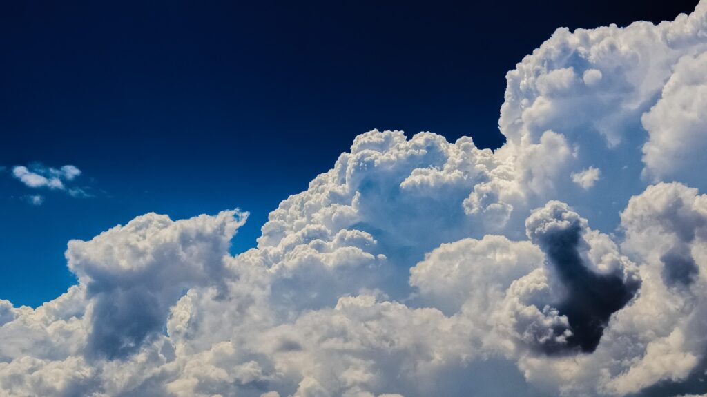 【お墓クリーニングを行う日の天気は重要】お墓クリーニングを前橋で依頼するなら